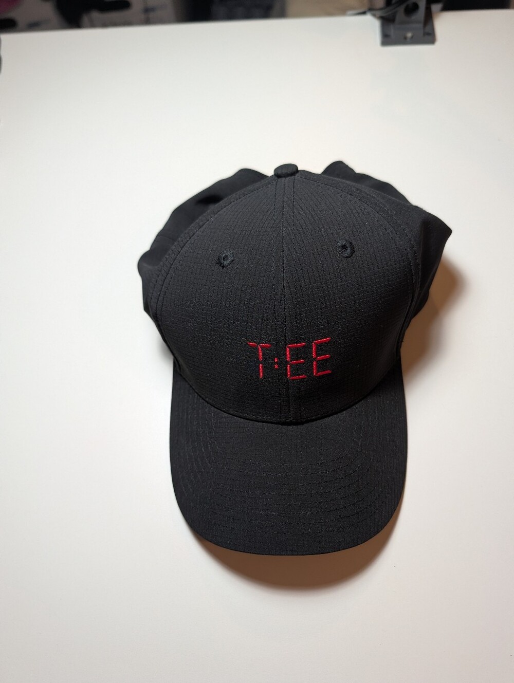 Waggle T:EE Black Embroidered Baseball Cap